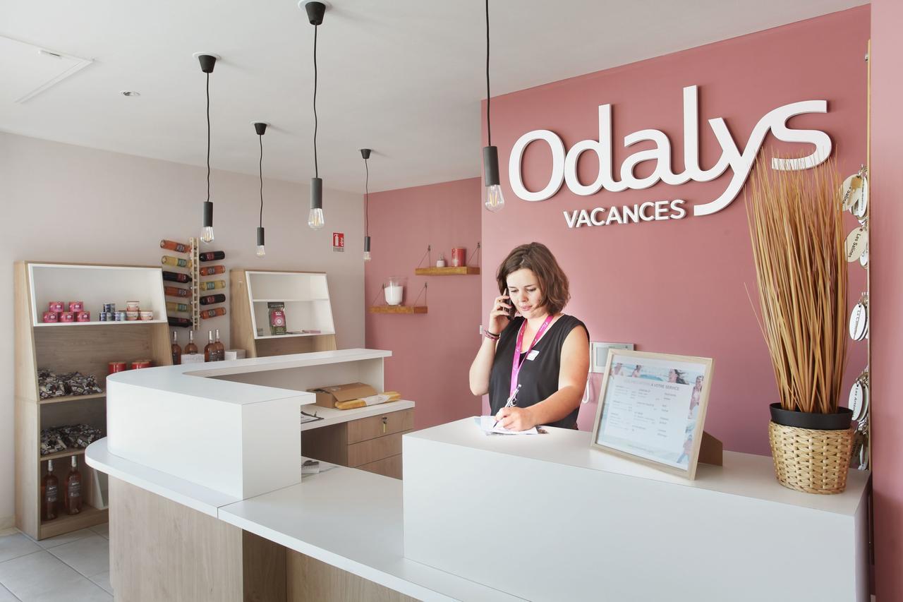 Residence Odalys Fleur De Sel Aigues-Mortes Exterior photo